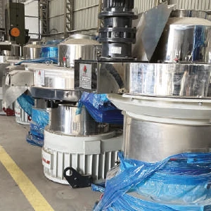 Heavy duty lathe and boring machine